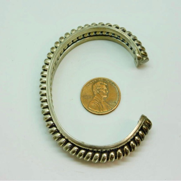 Navajo Nora Tahe 925 Cable & Tooled Three Shank Cuff - Picture 6 of 11